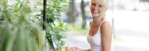 Reiseversicherung - Arbeiten, wo andere Urlaub machen 